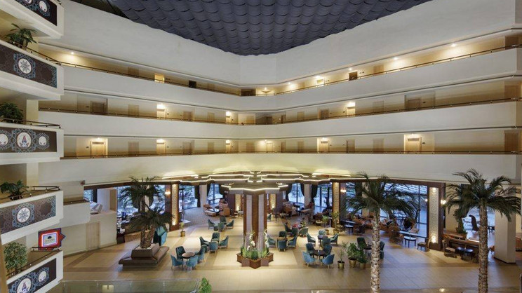 Azura Deluxe Resort & Aqua Sorgun 